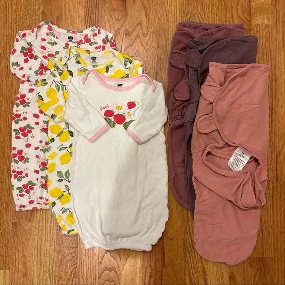 Hudson Baby Other - Baby Girl Sleepwear Bundle! 3x Comfy Cubs Swaddles & 3x Hudson Nightgowns